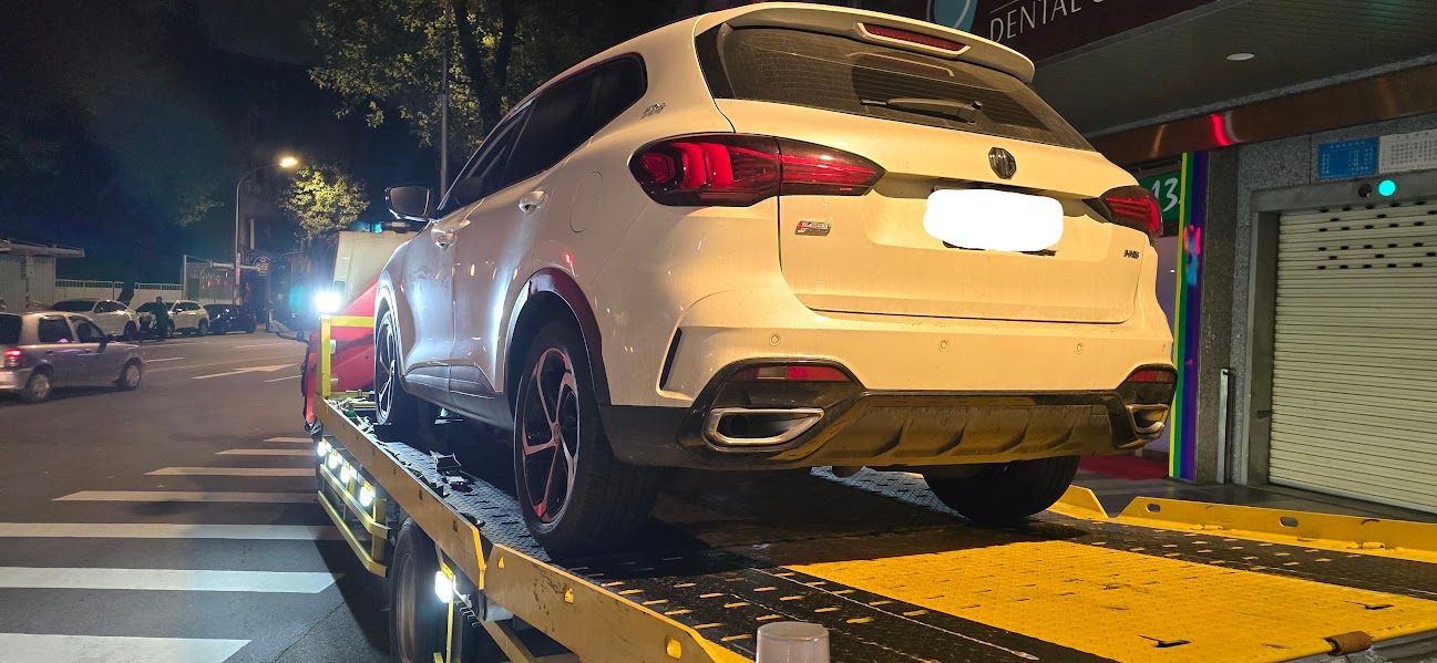 我們提供 24 小時全年無休服務，無論白天黑夜均可聯繫